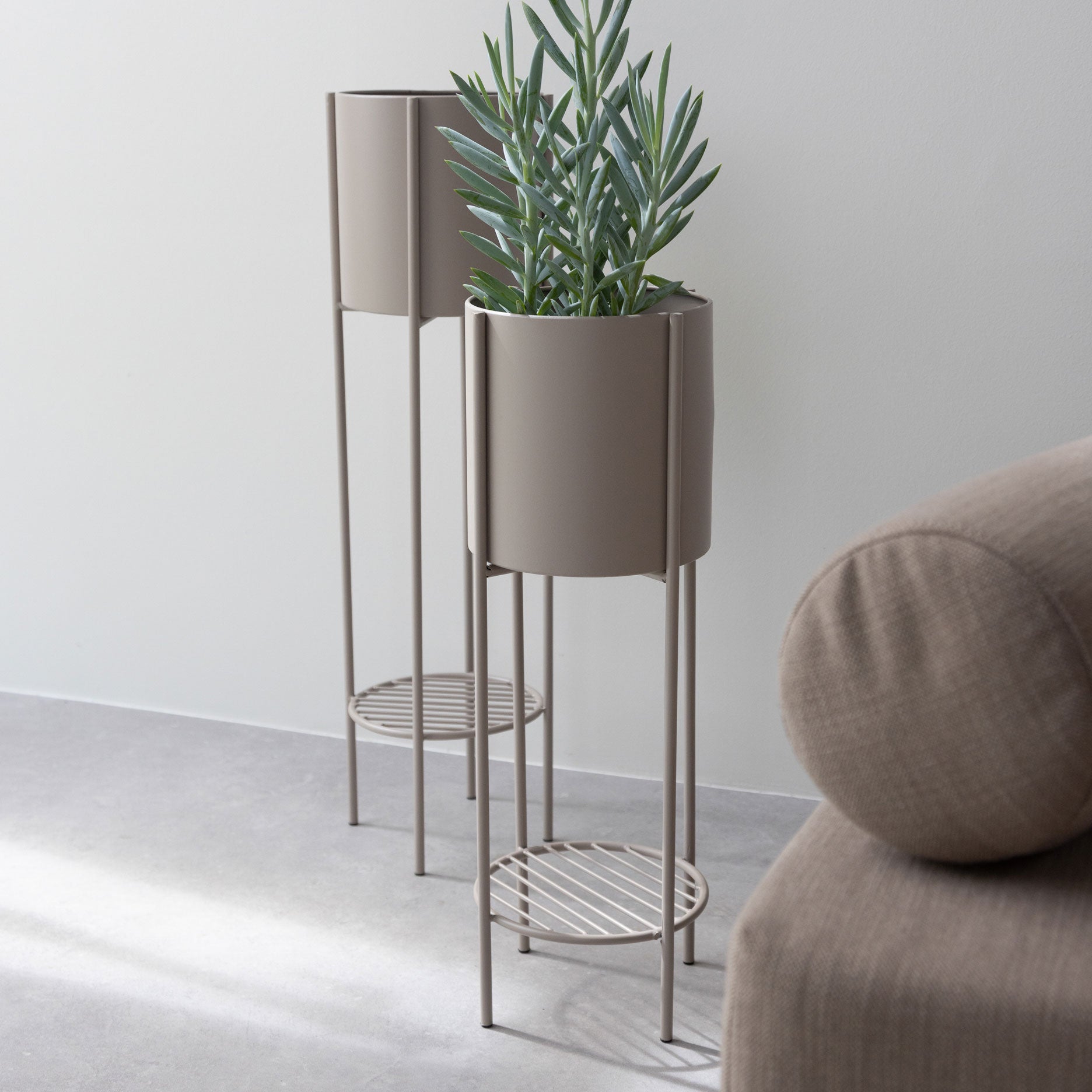 Viola urtepotteholder, H75